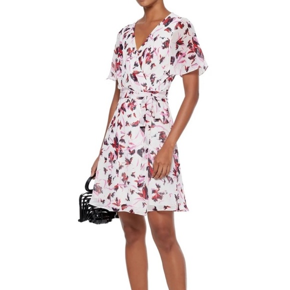 Diane Von Furstenberg Kathy Floral Wrap Dress - Picture 1 of 11